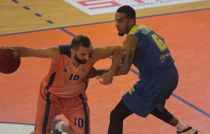 Ν.Λιακόπουλος στο basketblog.gr: «Ζήσαμε ένα όνειρο…αλλά τώρα το πρωτάθλημα»