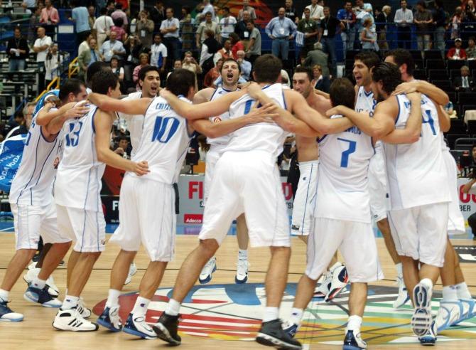 Ο Δήμος Ντικούδης στο Basketblog: «Αποδείξαμε ότι μπορούμε να κατακτήσουμε τη νίκη» (vids+pics)