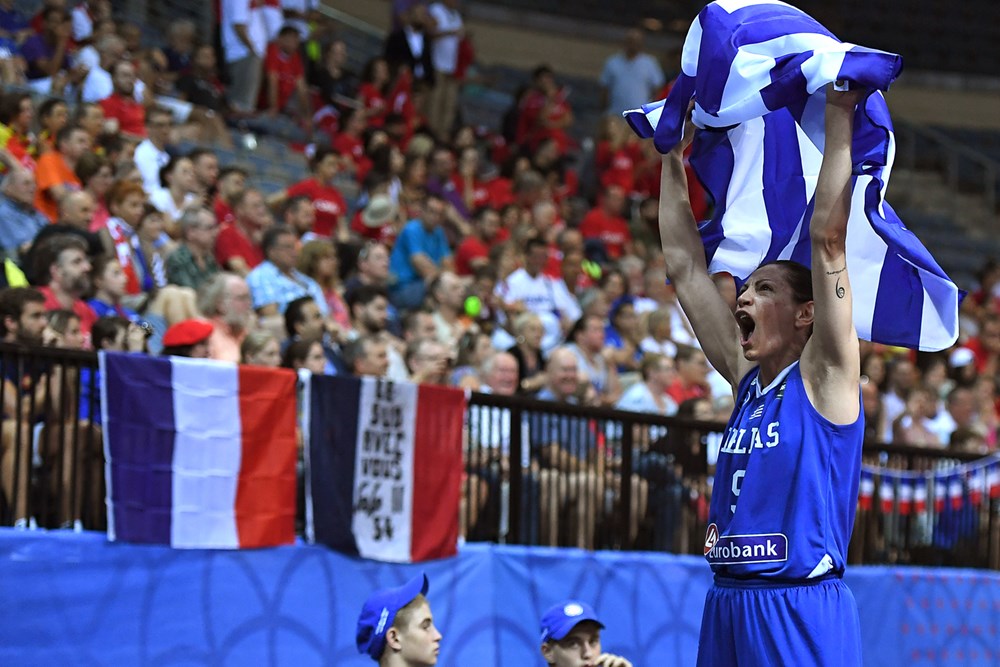 Εβίνα Μάλτση: Η Ελληνίδα «Θεά» του μπάσκετ! (vids)
