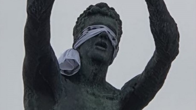 Έδεσαν τα μάτια στο άγαλμα του Drazen για να μην βλέπει τα χάλια της Cibona (pic)