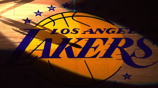 Μείωση 20% σε ανώτατα στελέχη των Lakers (pic)