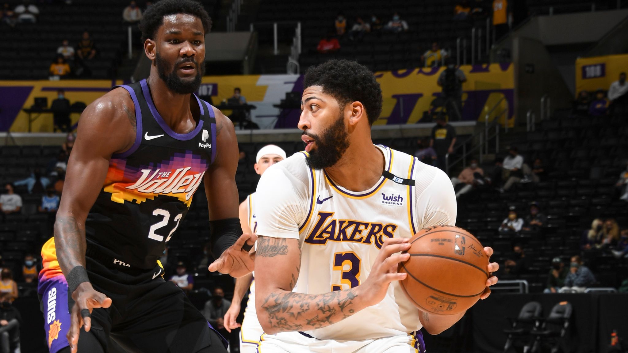 Lakers: Κατασπάραξαν τους Suns με ασταμάτητο Davis