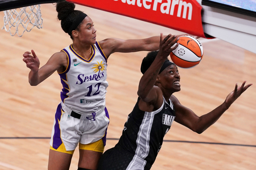 WNBA: Τα αποτελέσματα και οι κορυφαίες της βραδιάς (13/6)
