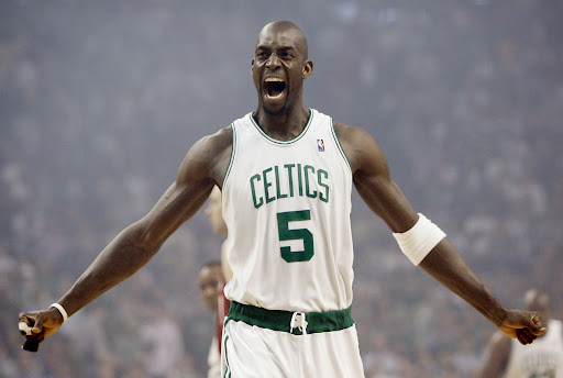 Celtics: Πότε αποσύρουν τη φανέλα του Garnett (pic)