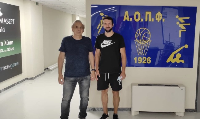 Βλασσόπουλος: «Οργανωμένος σύλλογος με υψηλές βλέψεις το Παλαιό Φάληρο»