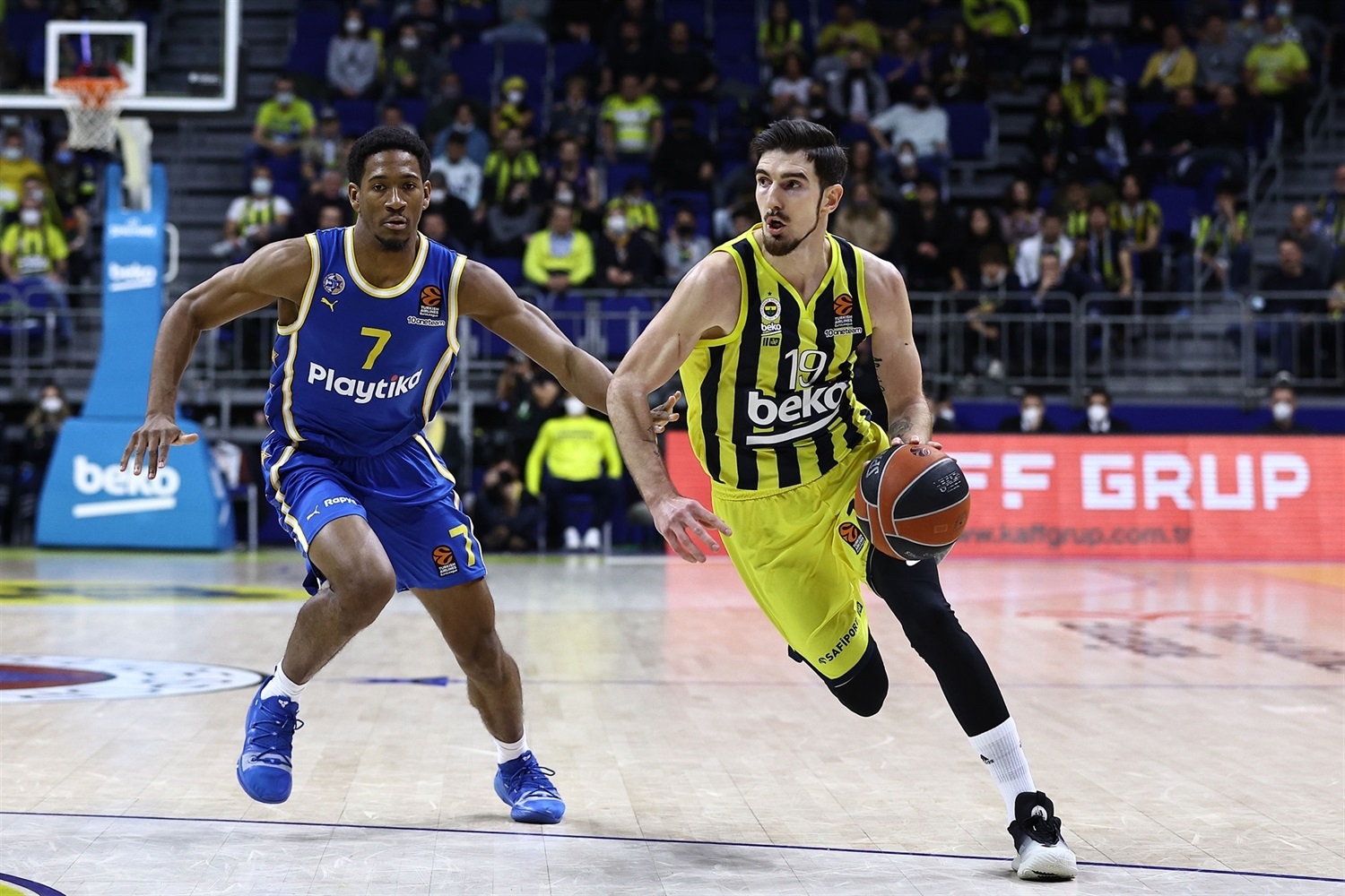 EuroLeague: Τα εύκολα, δύσκολα η Fener τη Maccabi – πέρασε από τη Σερβία η Barca