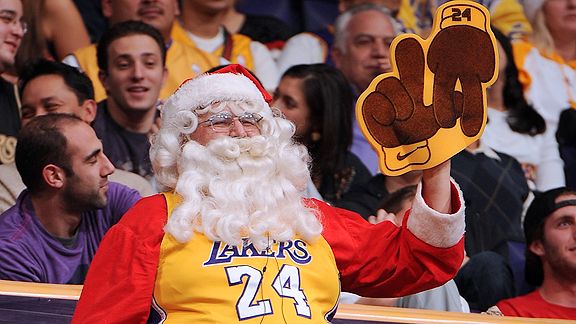 NBA + Χριστούγεννα: Όλα όσα πρέπει να ξέρετε για την καλύτερη περίοδο του χρόνου! (+vids)