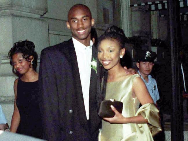 Ο πρώτος στόχος του Kobe Bryant δεν ήταν άλλος από τον έρωτα (+vids)