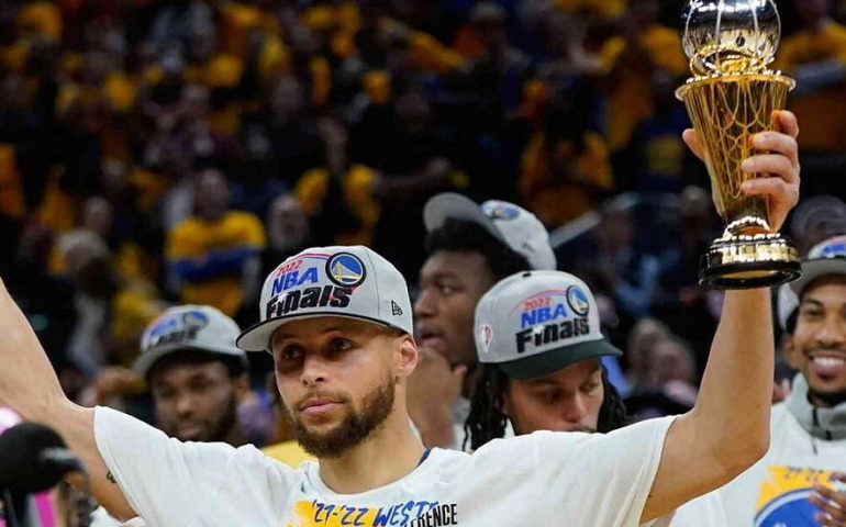 Curry: Έκανε τη διαφορά και δικαίως αναδείχθηκε MVP (videos)