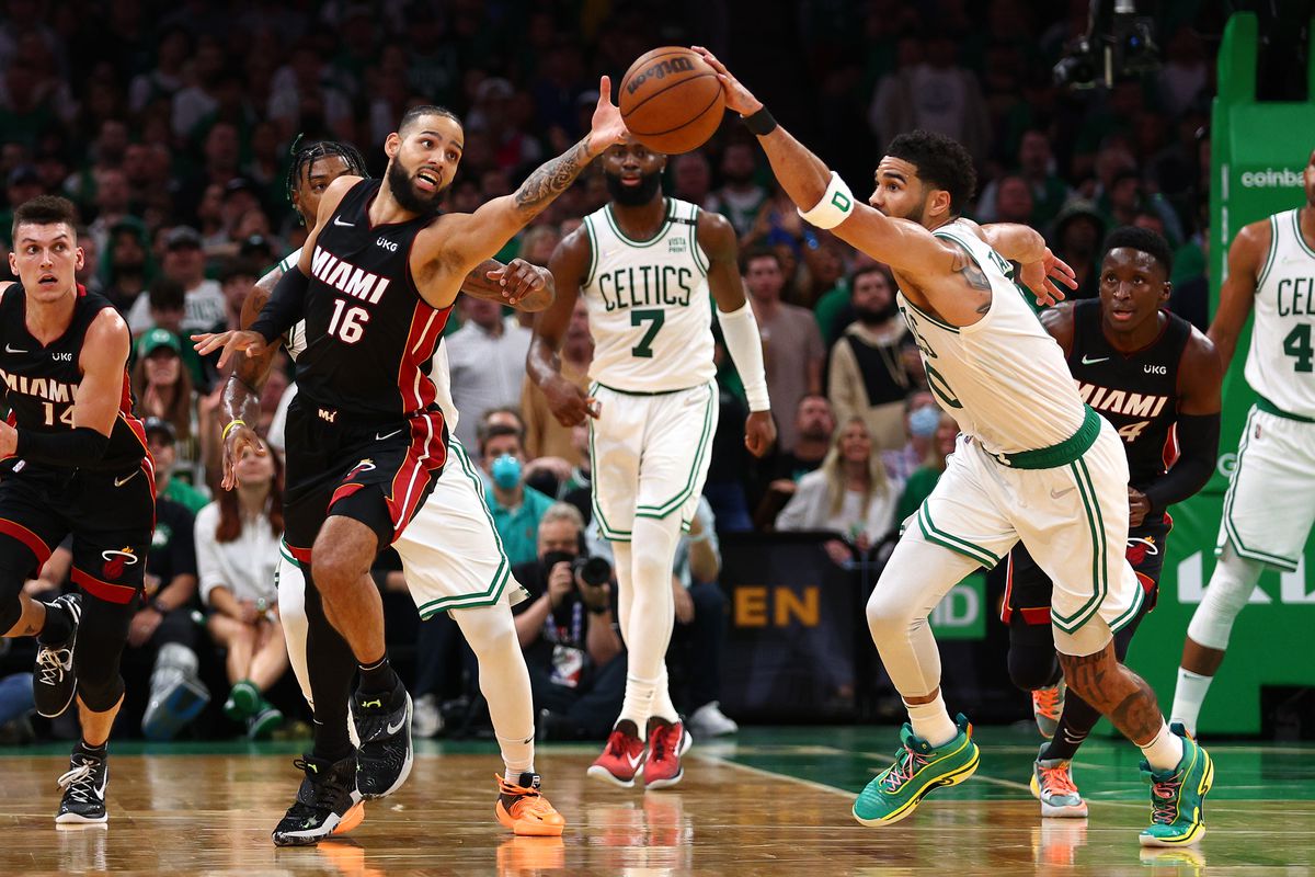 Celtics – Heat: Τα καταστροφικά λάθη των Κελτών τούμπαραν ξανά τη σειρά (+vids)