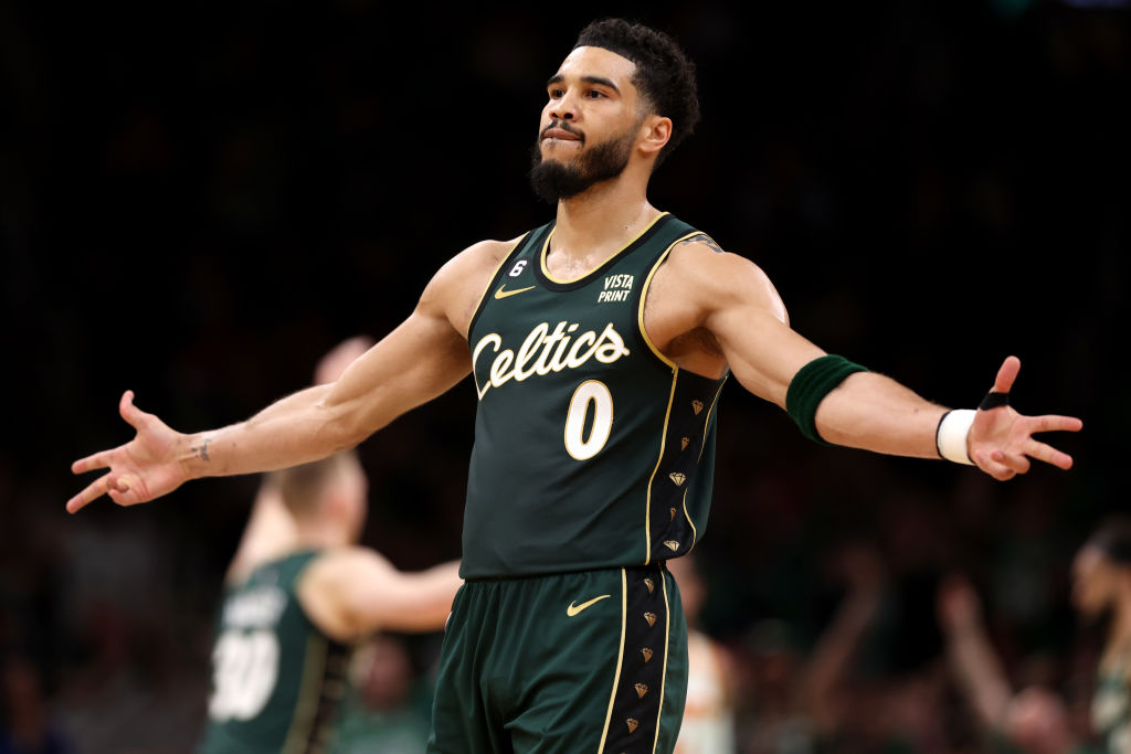 Άνετες νίκες για 76ers και Celtics, break για Knicks, άντεξαν οι Kings (+vids)