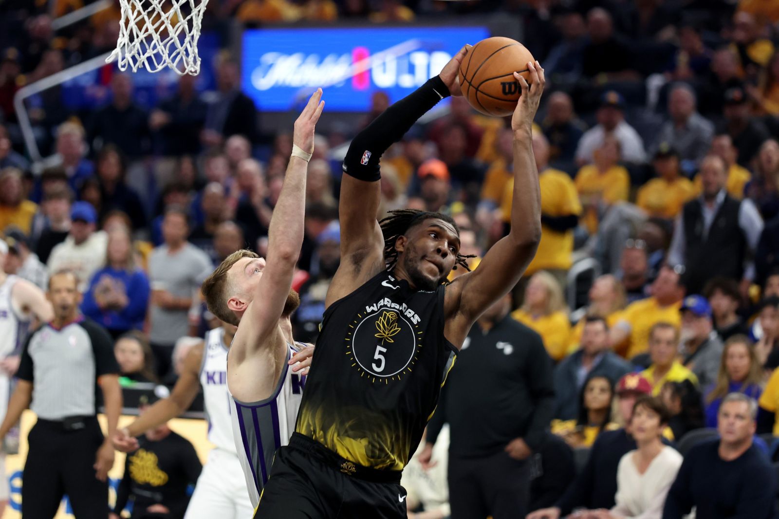 NBA Playoffs: Έμειναν ζωντανοί οι Warriors – έκαναν το 3-0 με τους Nets οι 76ers – break to break οι Suns στο ΛΑ (+vids)