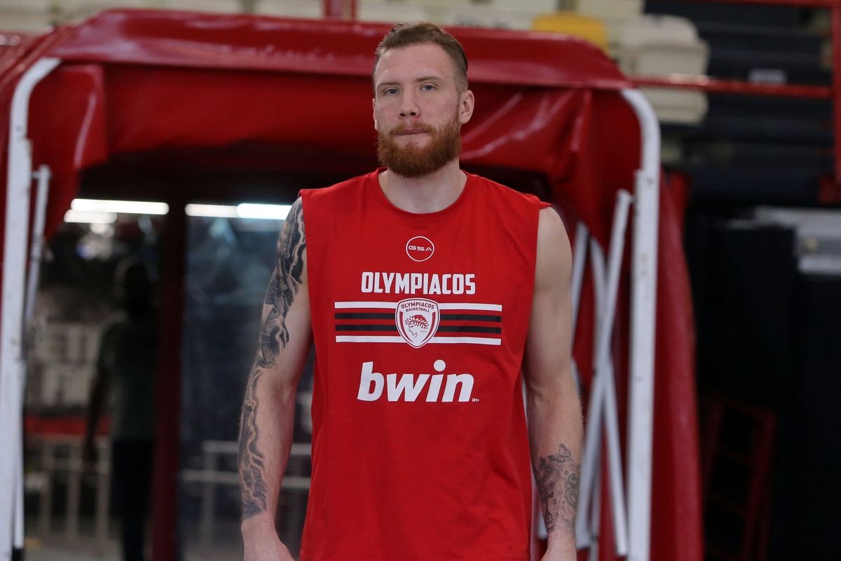 Ολυμπιακός: Στο ρόστερ της Basket League ο Brazdeikis λόγω των τραυματισμών!