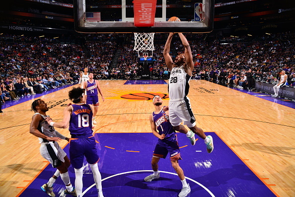 ΝΒΑ: Σούπερ Wembanyama κόντρα στους Suns – ανεβαίνουν 76ers και Pelicans (+vids)