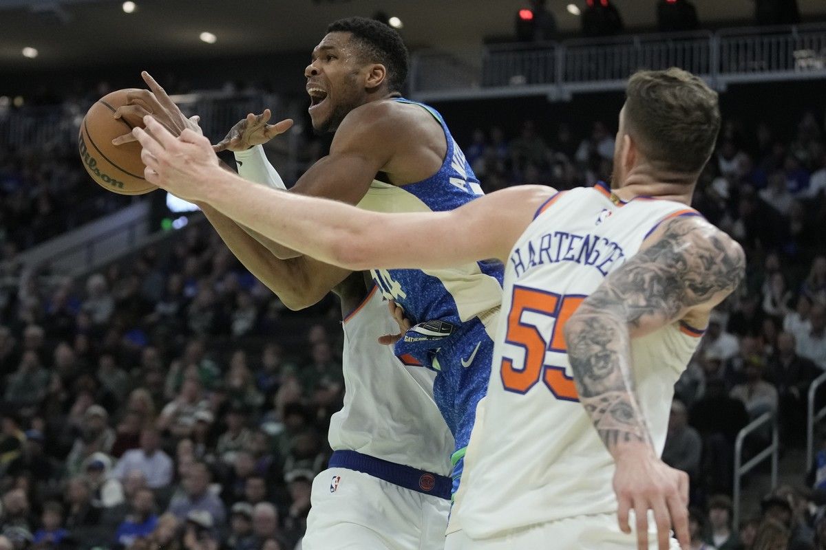 NBA: Επέστρεψαν στις νίκες οι Bucks, με “λυτρωτή” Curry οι Warriors, εύκολα οι Nuggets του σχεδόν “τριπλού” Jokic